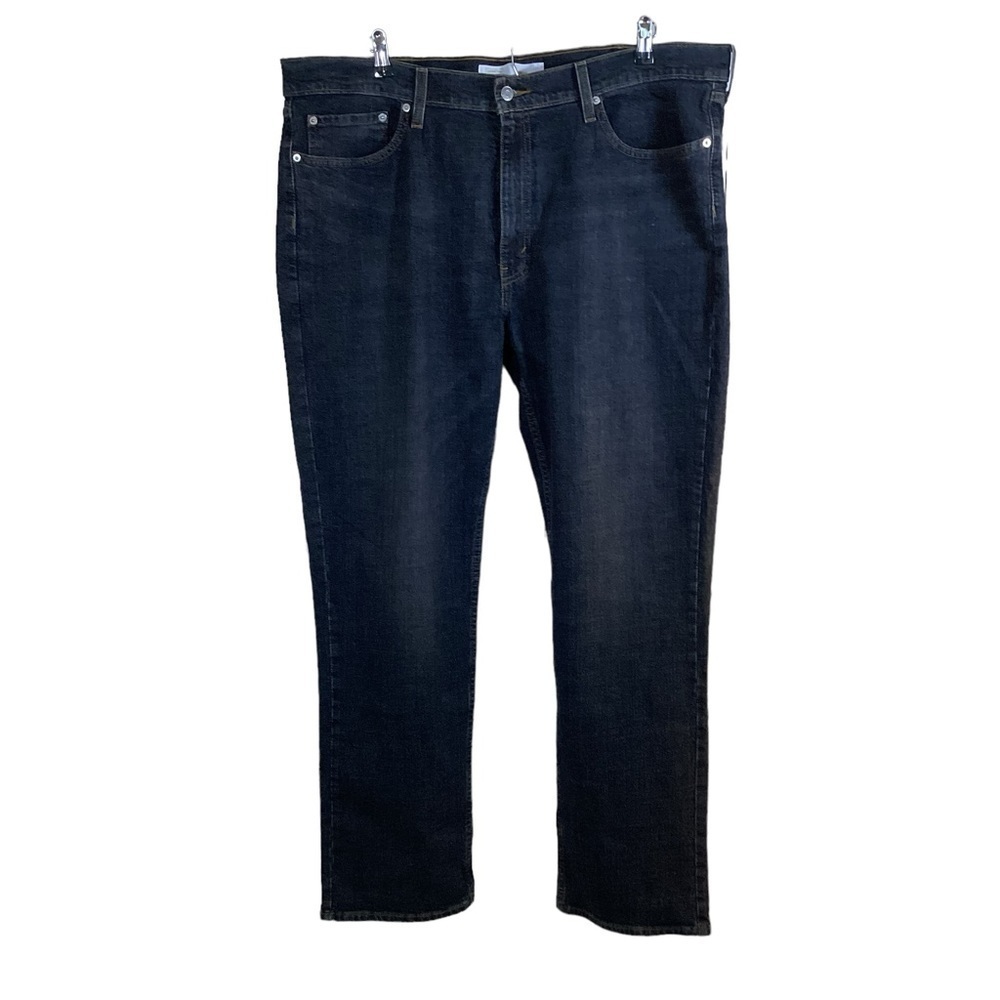 Levi Strauss Signature Gold Men’s Denim Straight Leg Jeans.  Size 40/32.